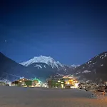Haus Dora 4 Panoramablick Mayrhofen
